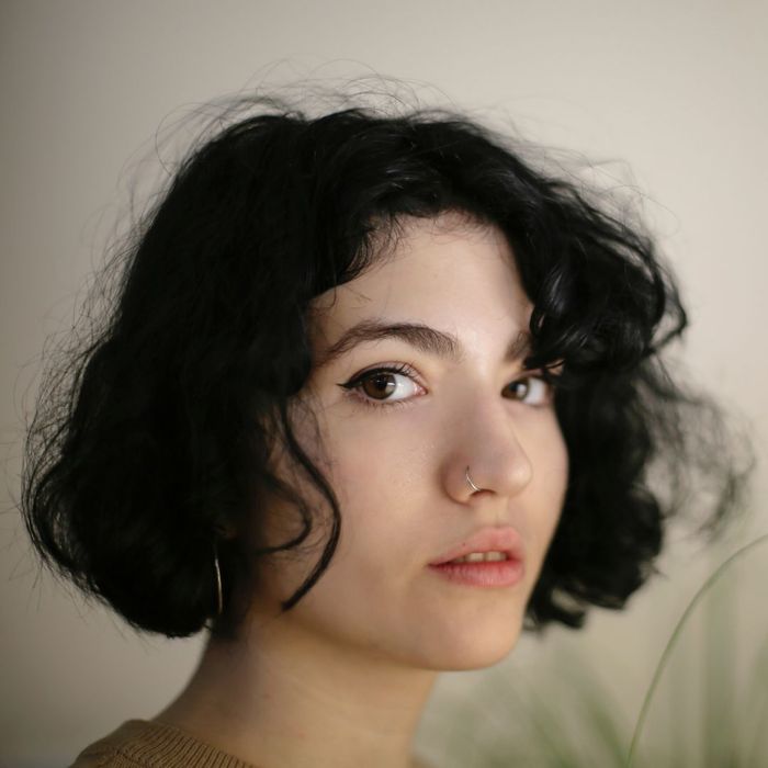 short-hair-is-in-this-fall-trending-haircuts-this-season-salon-coco